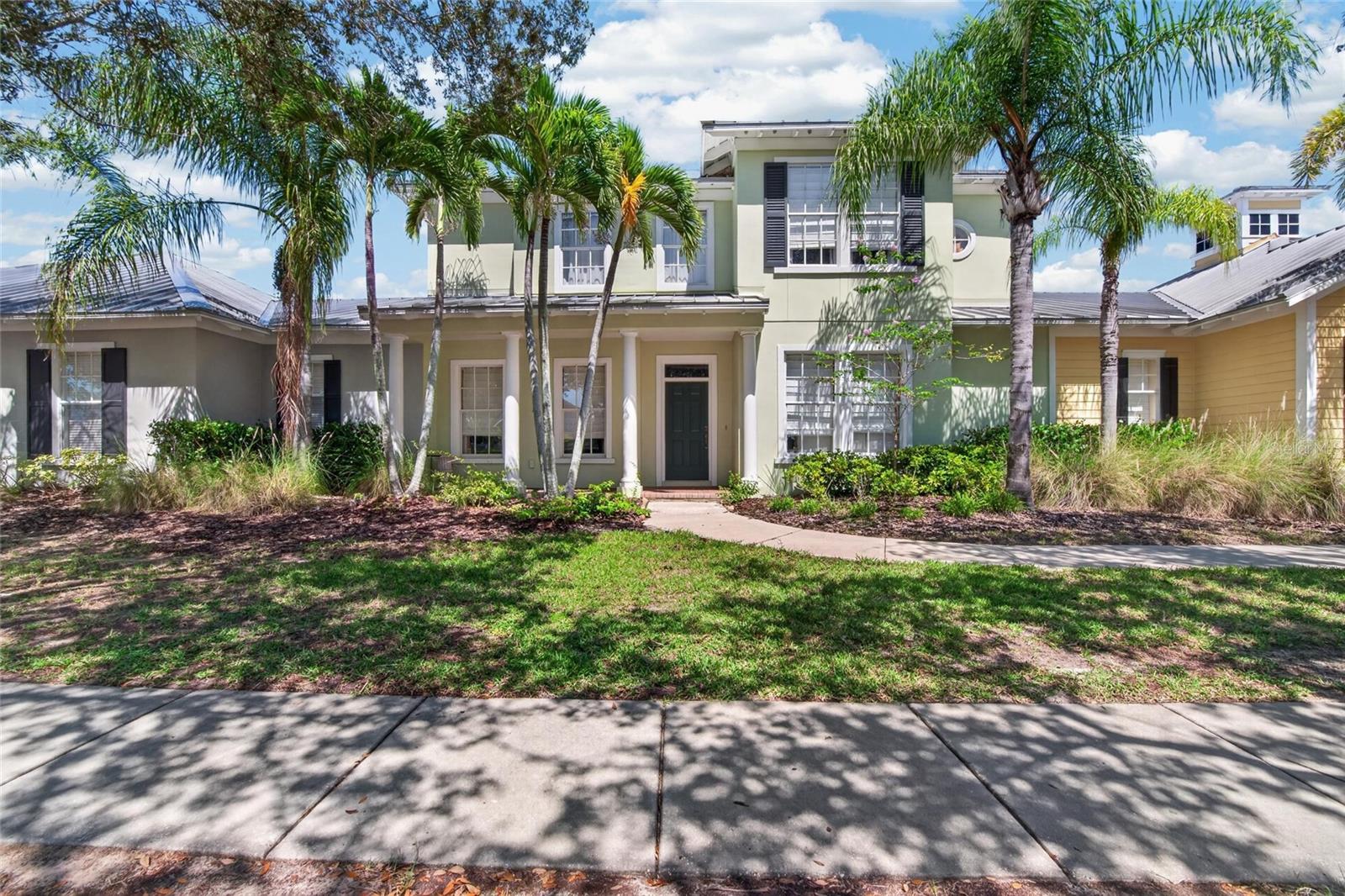 5518 LUMINAR POINTE LN