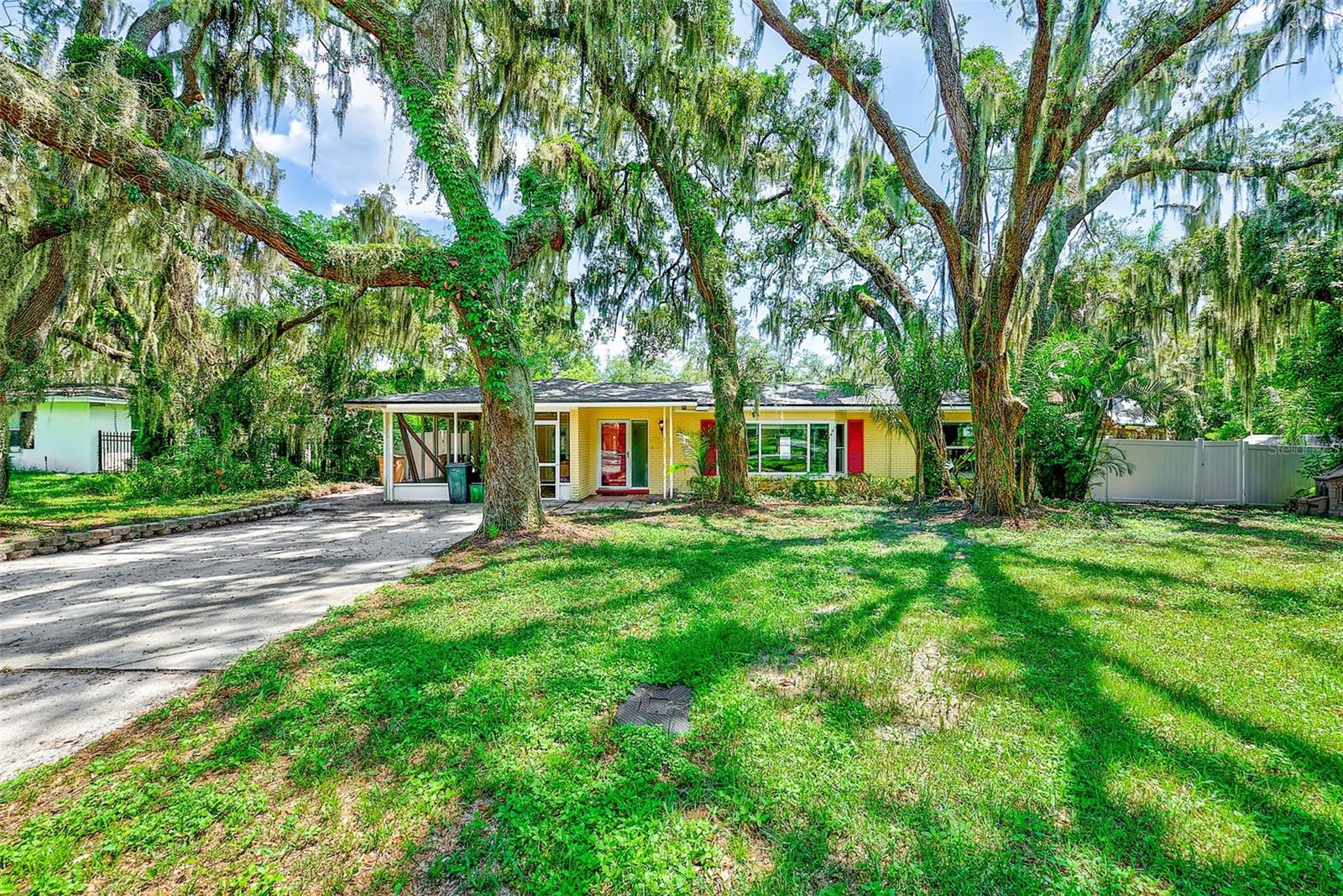 303 Saint Augustine Ave, Temple Terrace