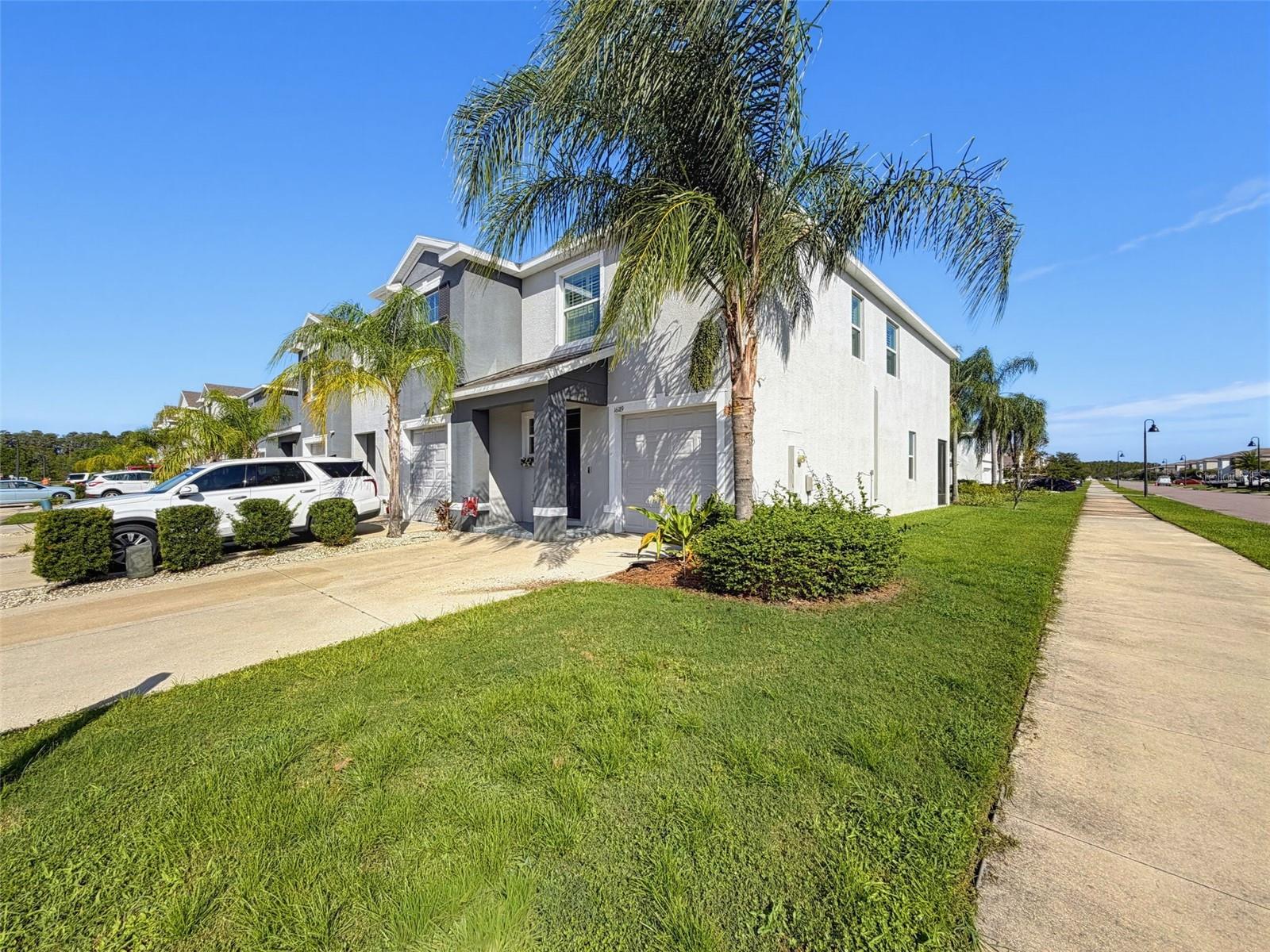16189 GLOWING GROVE AVE