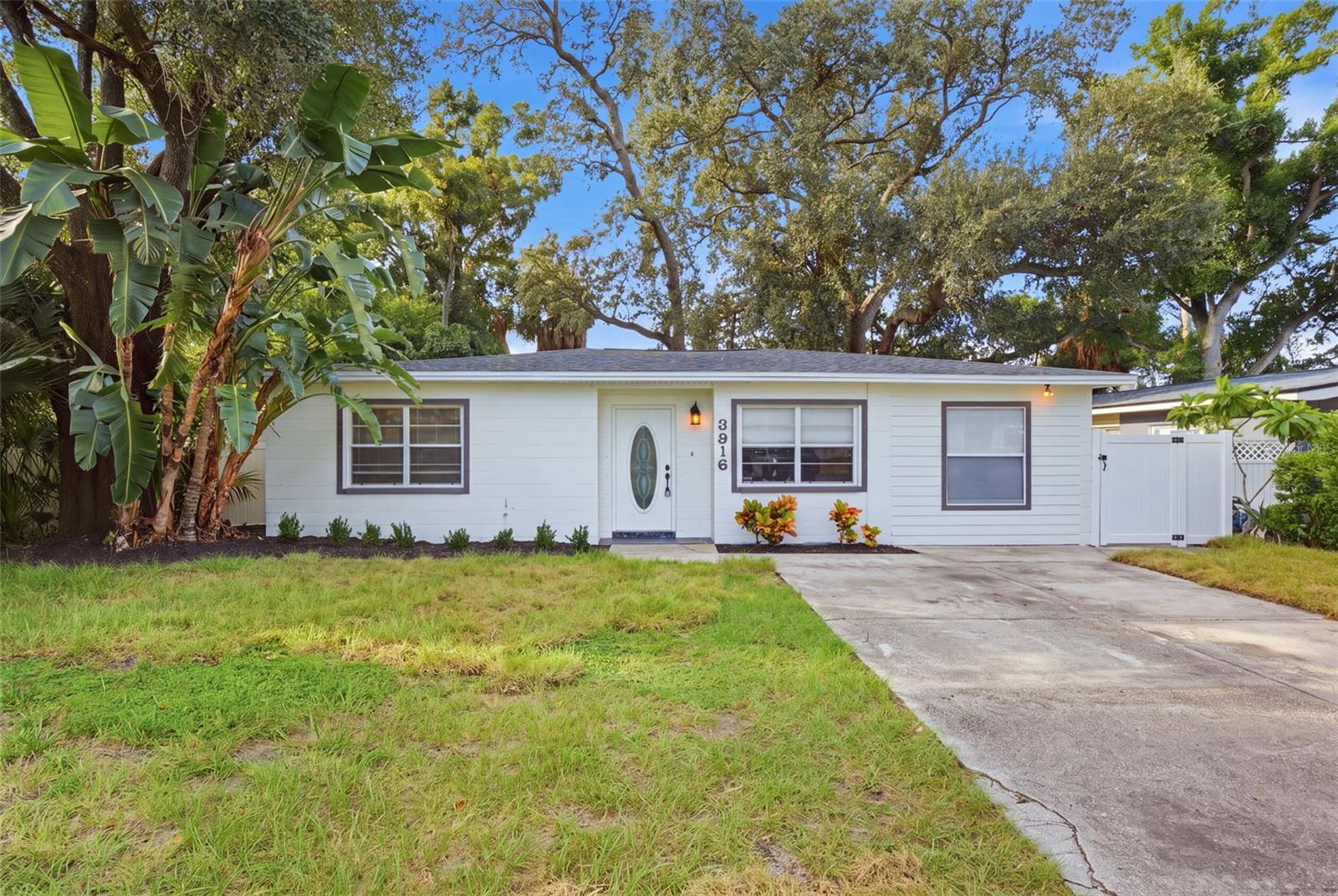 3916 W North A St, Tampa