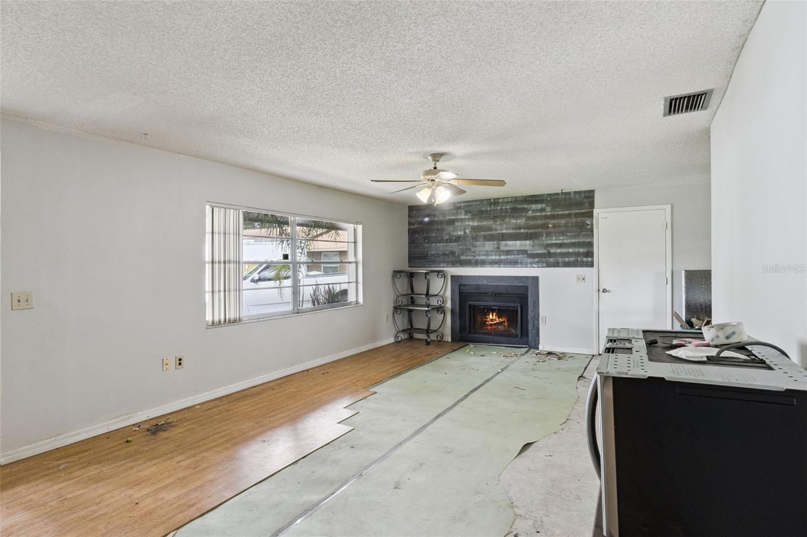 2605 RIDGETOP WAY