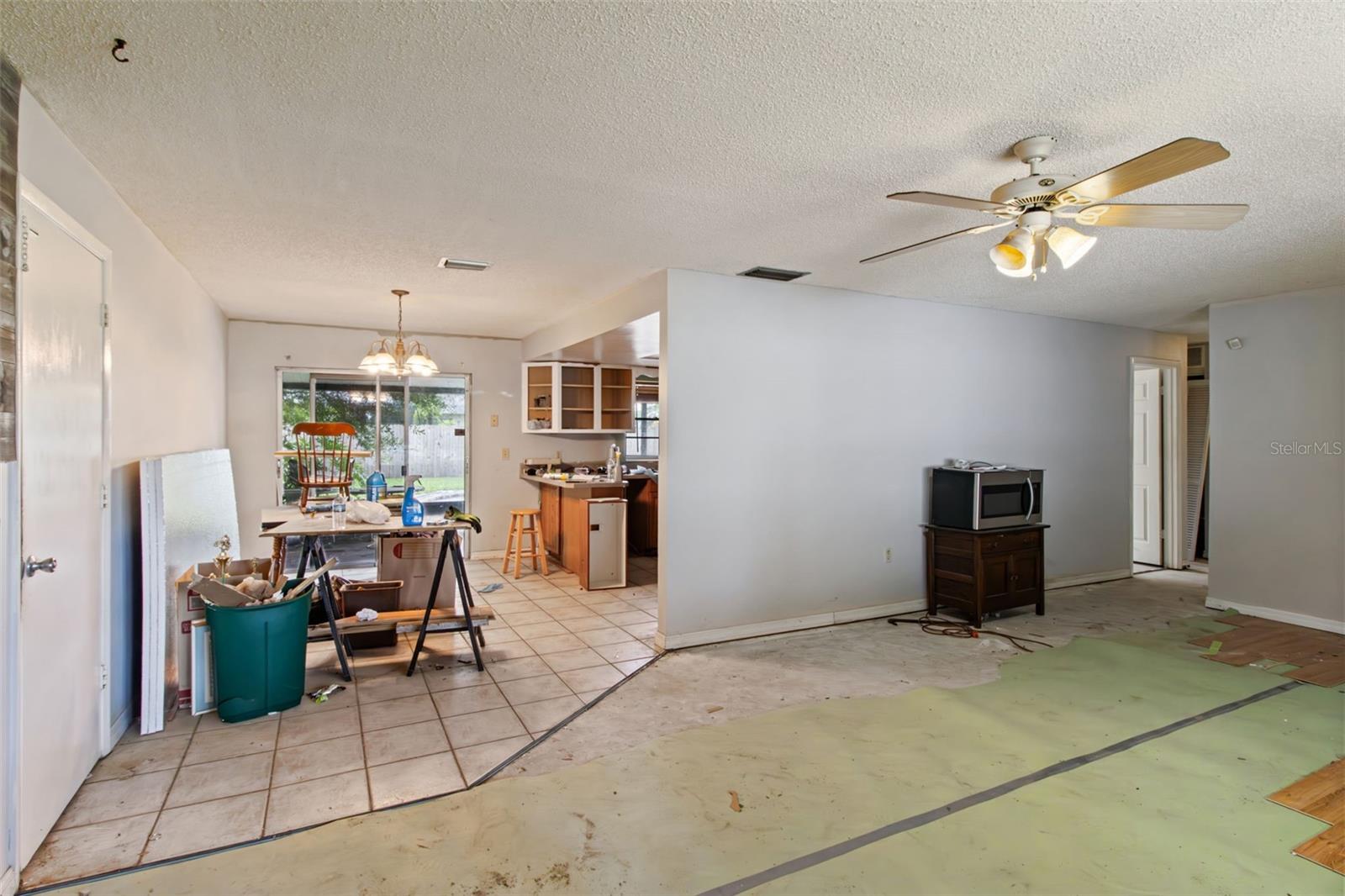 2605 RIDGETOP WAY