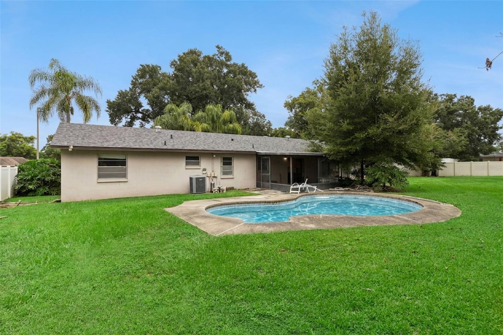2605 RIDGETOP WAY