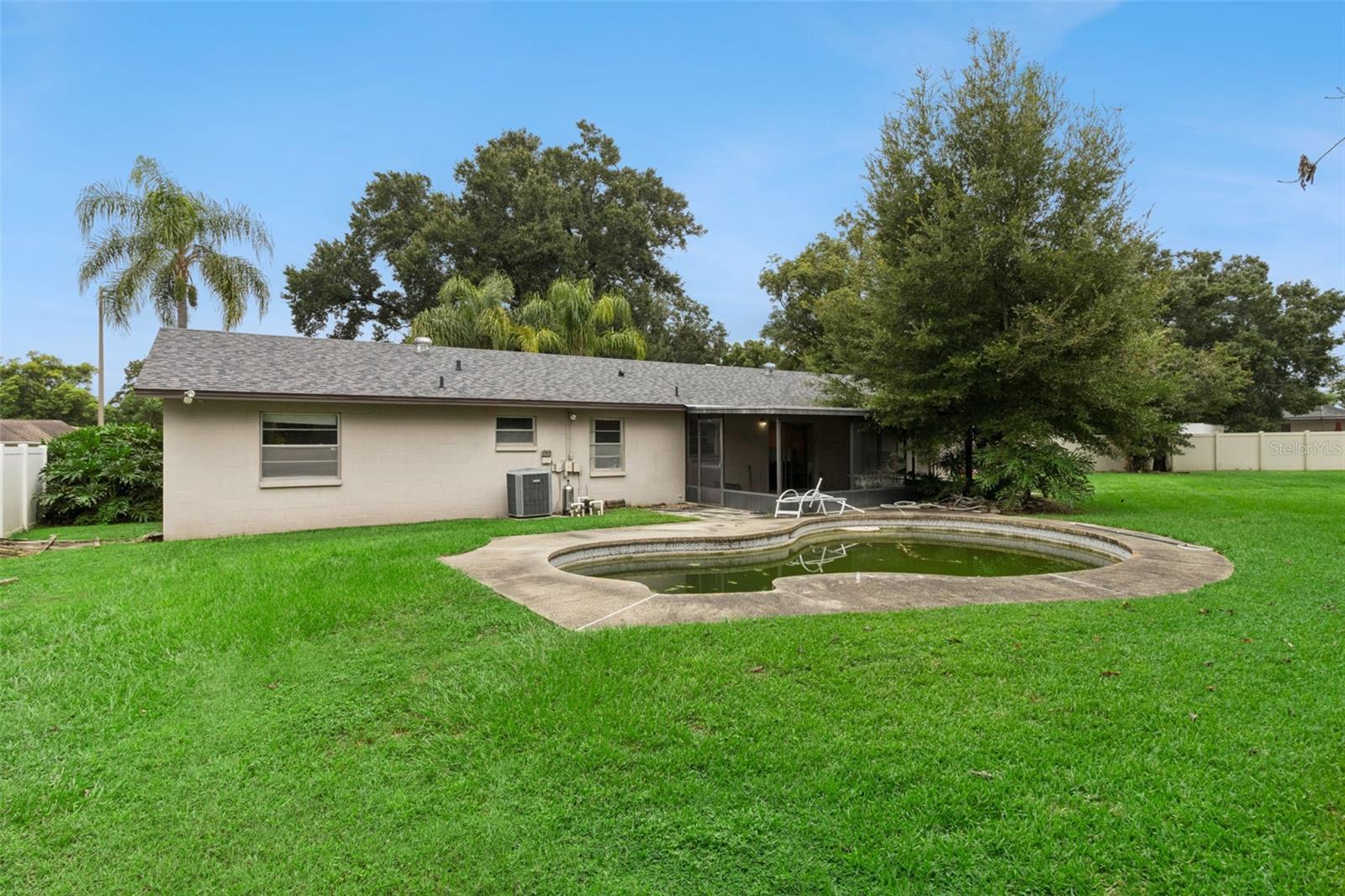 2605 RIDGETOP WAY