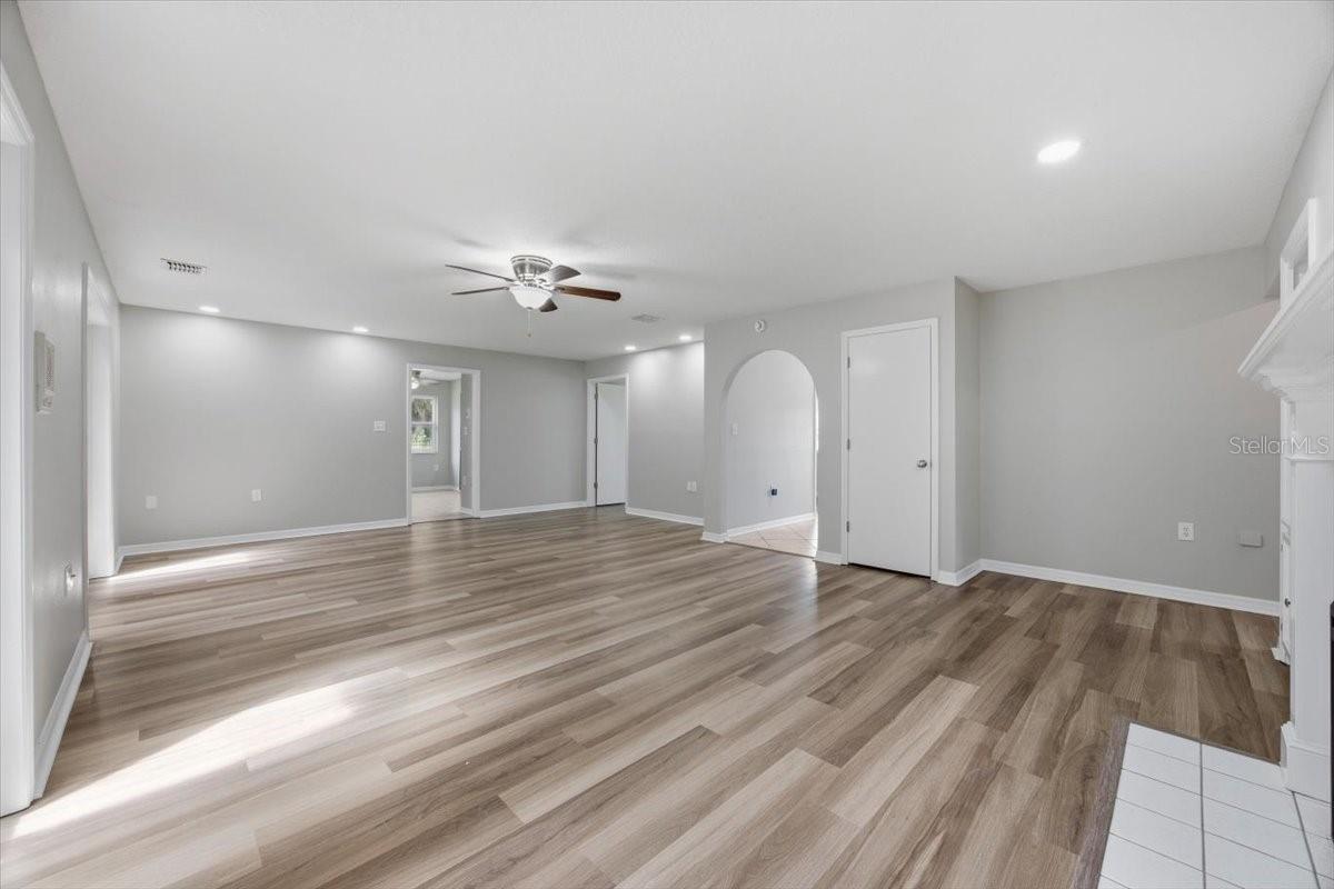 3717 FUTCH LOOP