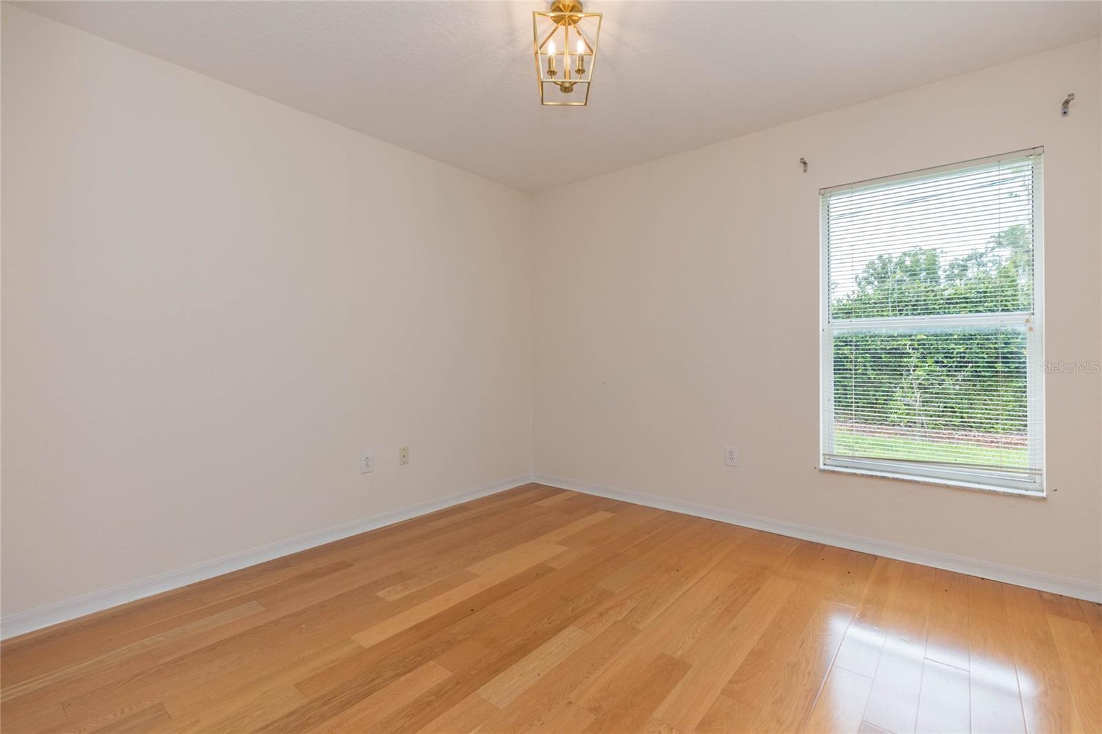 5161 STERLING MANOR DR