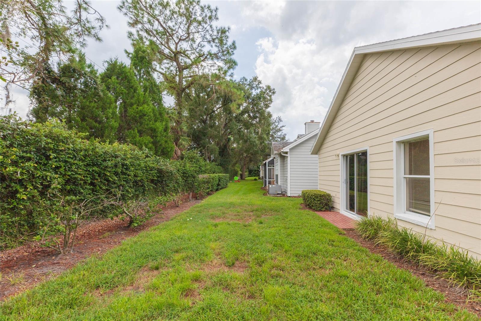 5161 STERLING MANOR DR