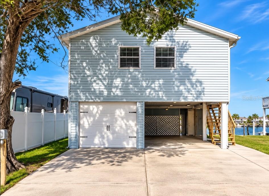 14217 HENDRY CT