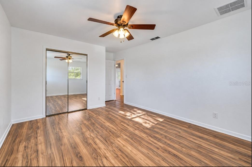 14217 HENDRY CT