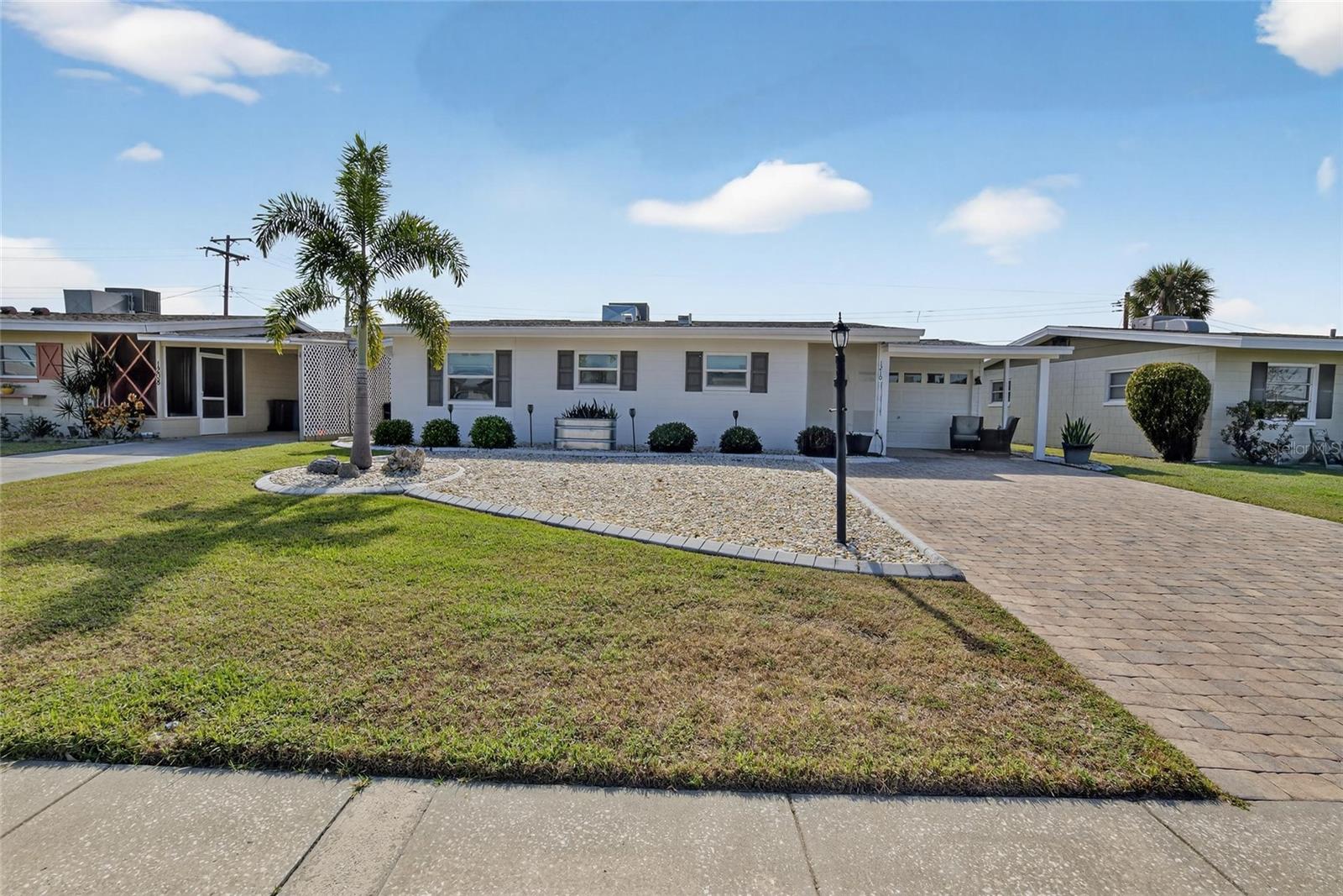 1210 BEACH BLVD