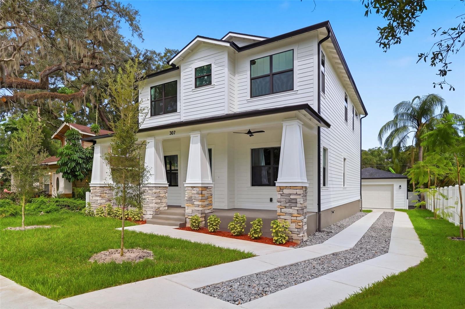 307 W JEAN ST