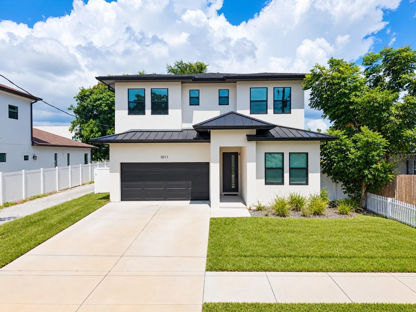 3011 W North B St, Tampa