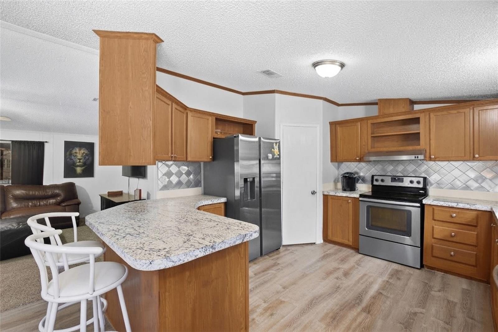 7338 TIMBER CREST LN