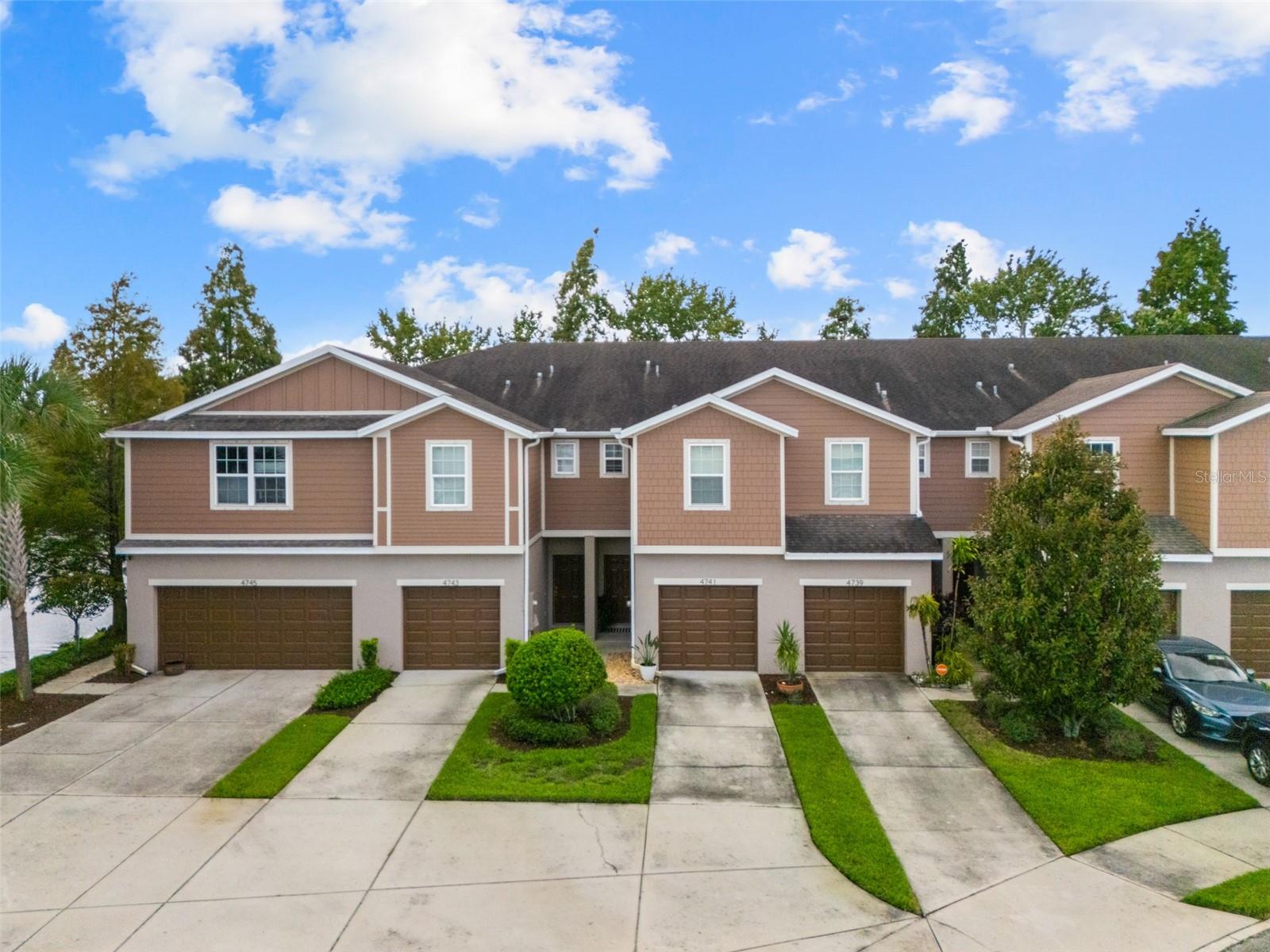 4741 WHITE SANDERLING CT