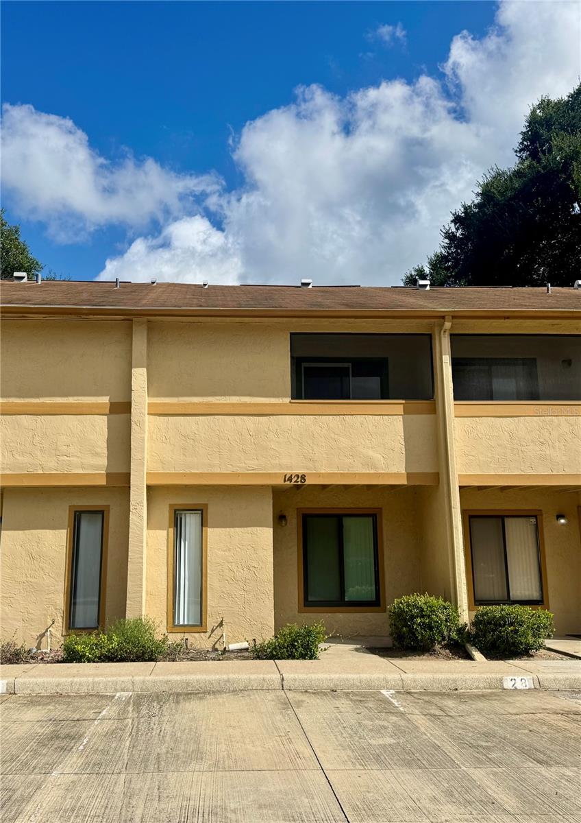 1428 Highland Ridge Cir, Brandon