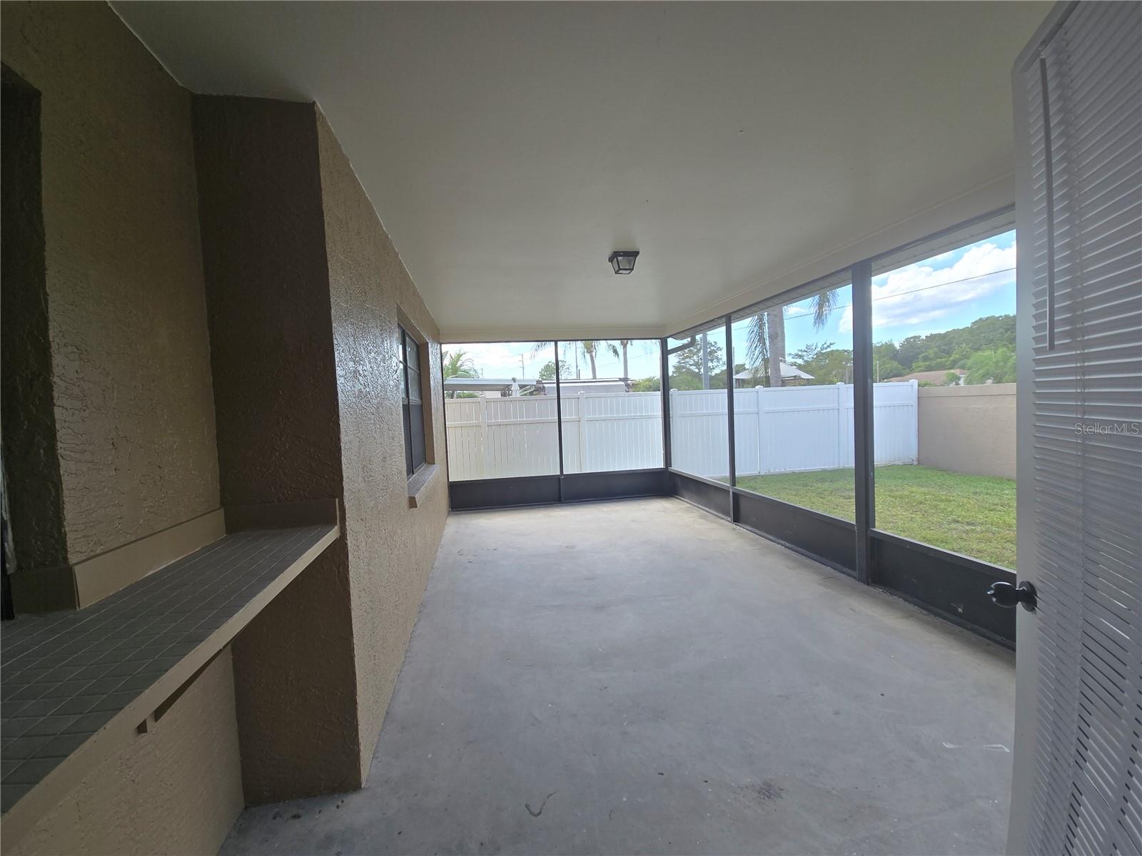 8211 MATTHEW DR