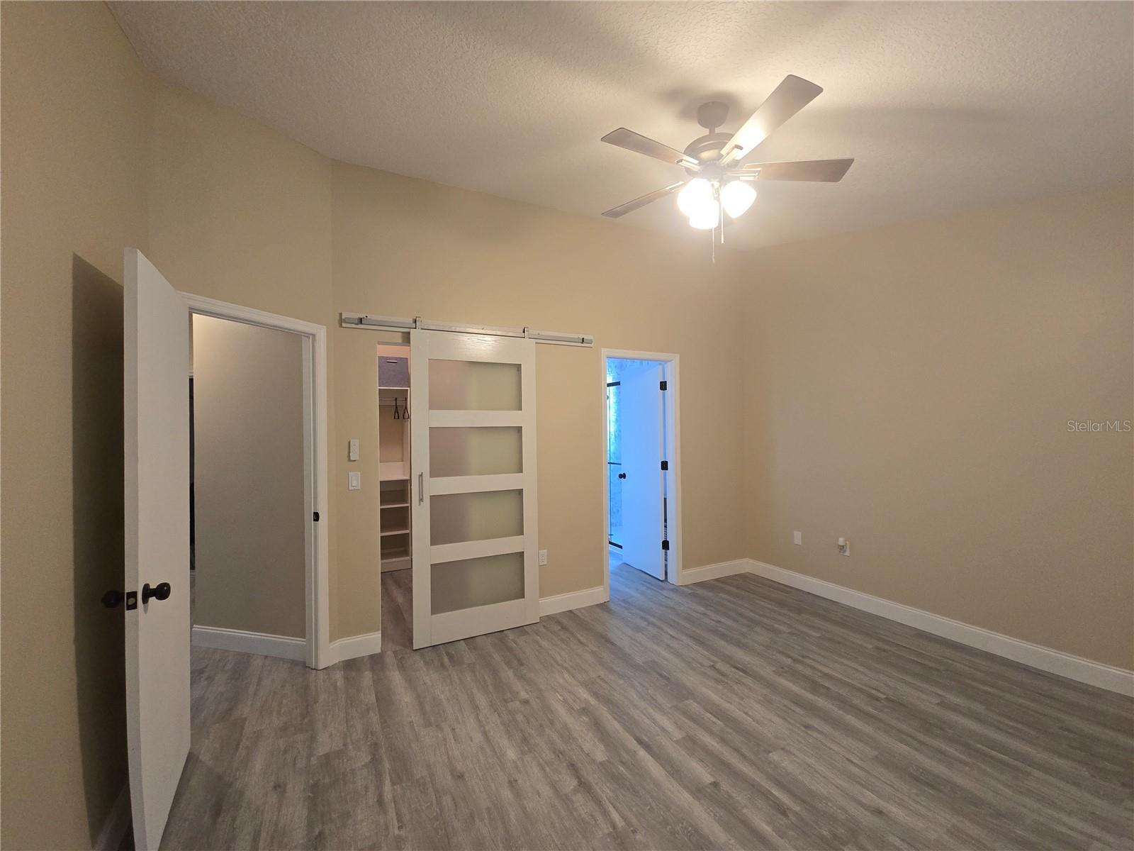 8211 MATTHEW DR