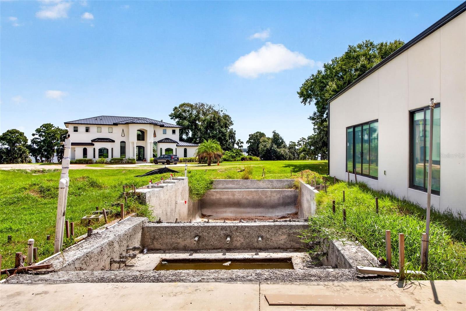 10932 FLINT ESTATES DR