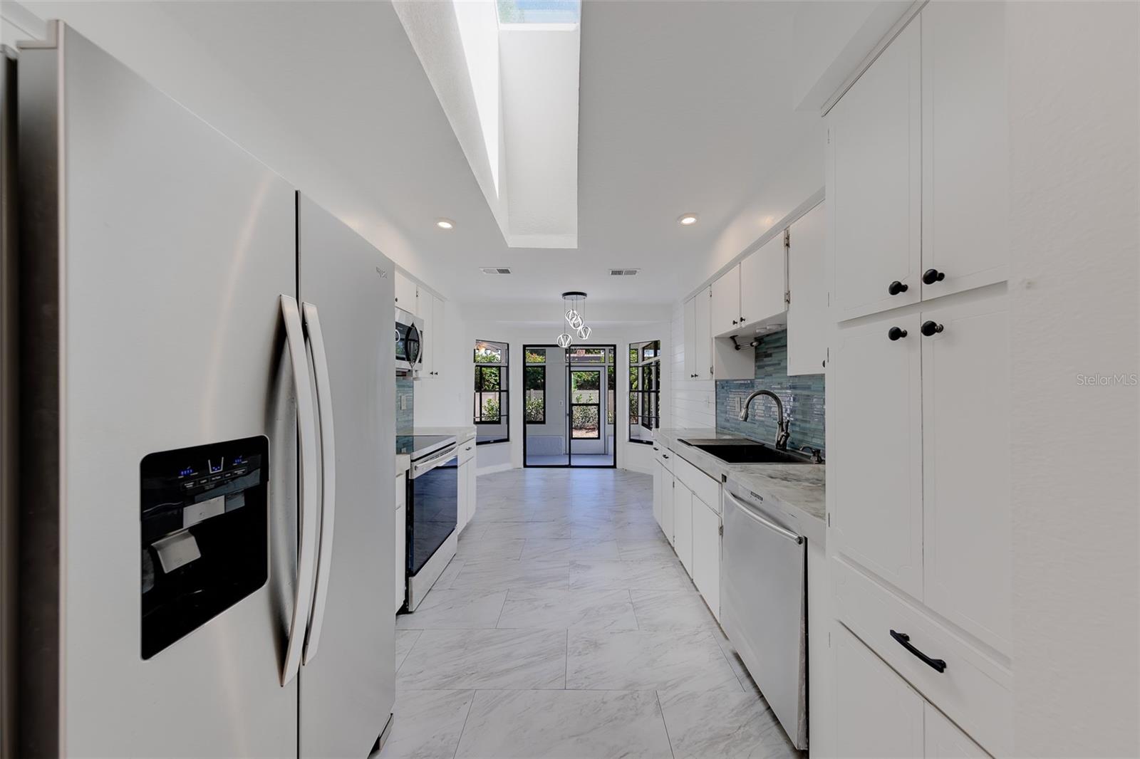 2709 WINDING WAY