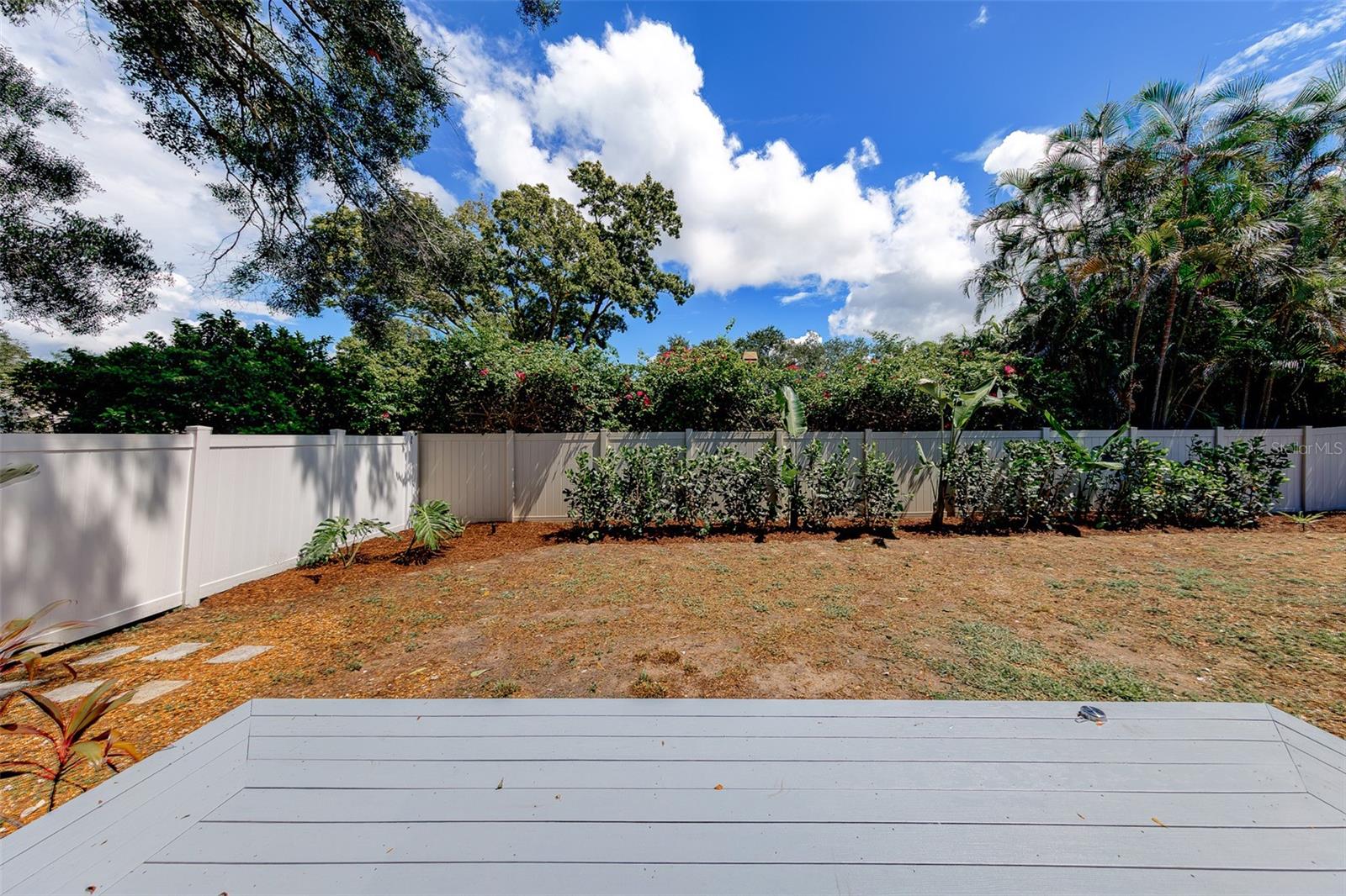2709 WINDING WAY