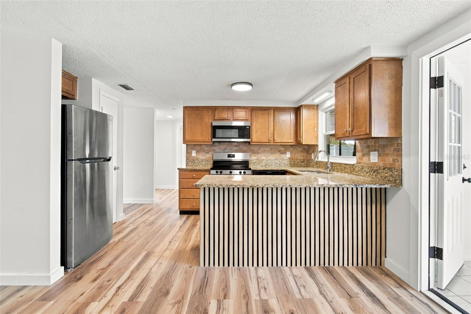 7215 ROBSTOWN DR
