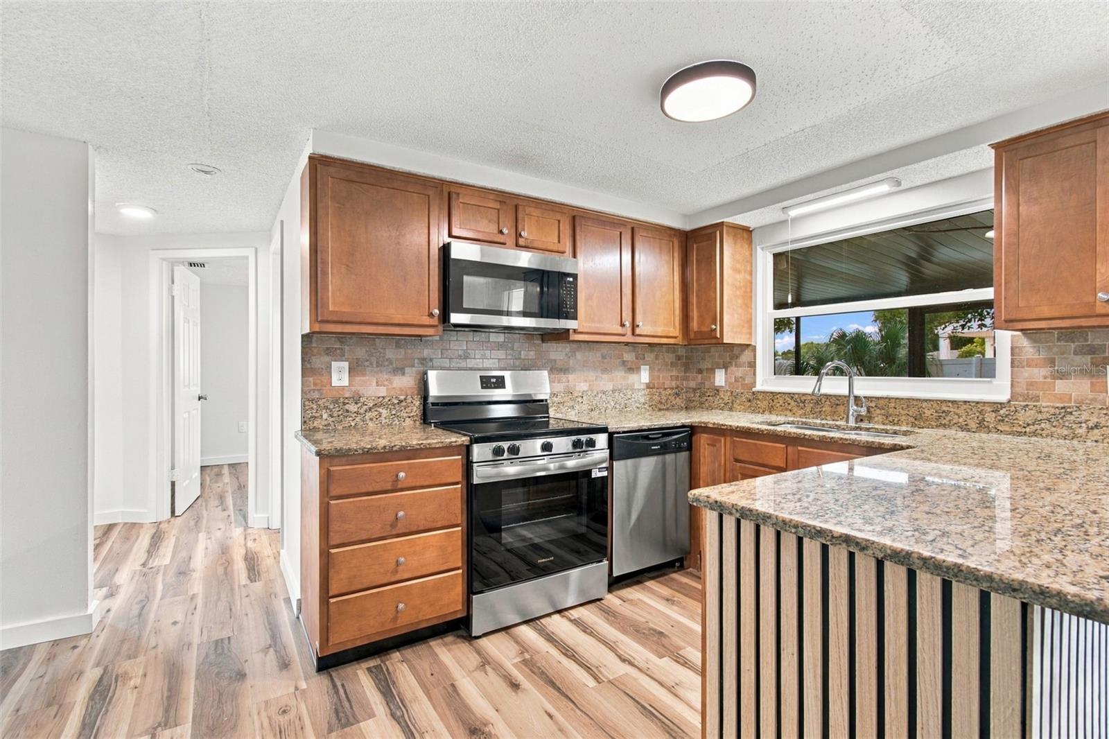 7215 ROBSTOWN DR