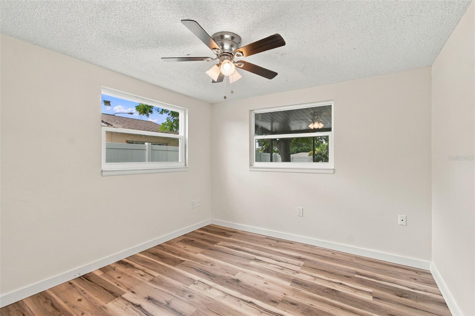 7215 ROBSTOWN DR