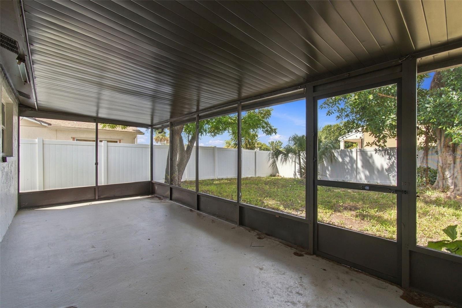 7215 ROBSTOWN DR