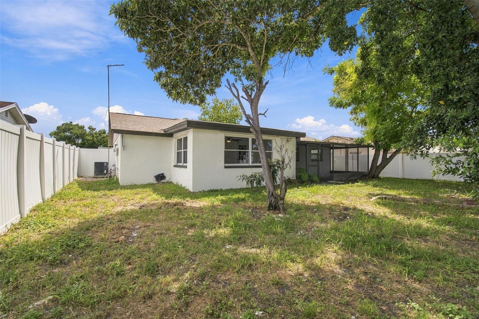 7215 ROBSTOWN DR