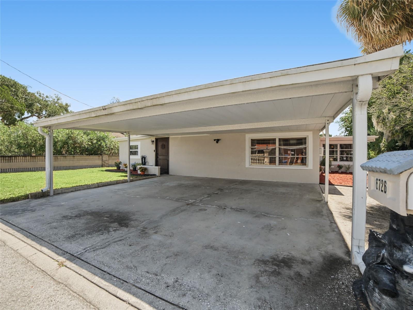 6726 UDELL LN