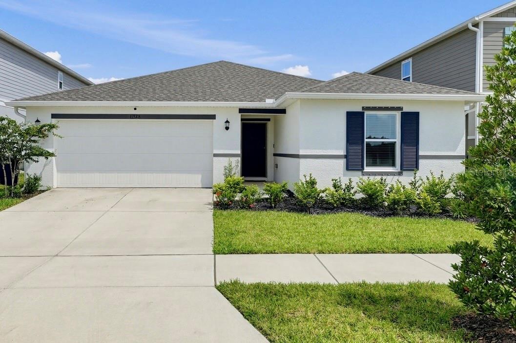 11728 Firespike St, Riverview