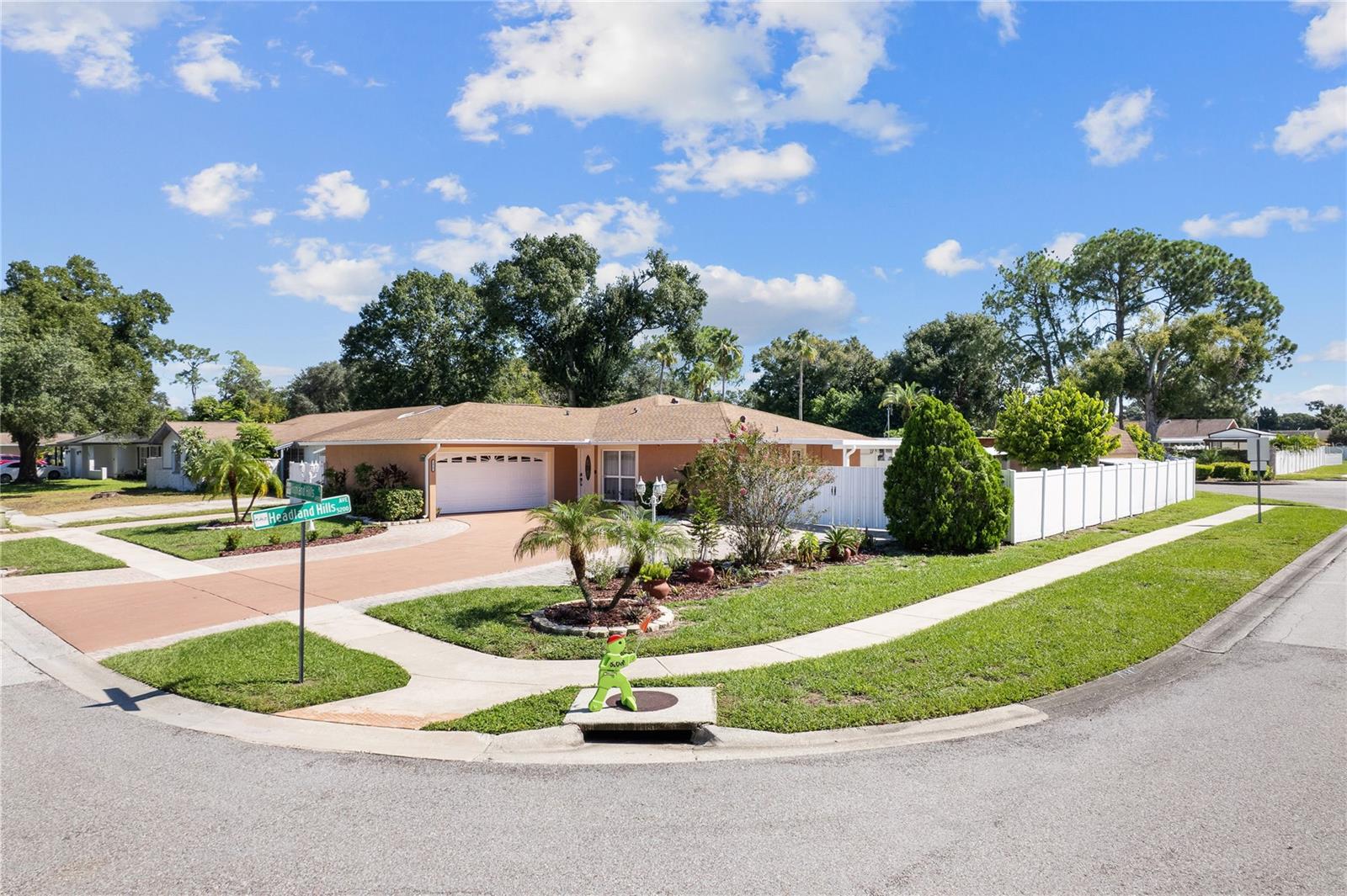 14501 HIGHLAND HILLS PL