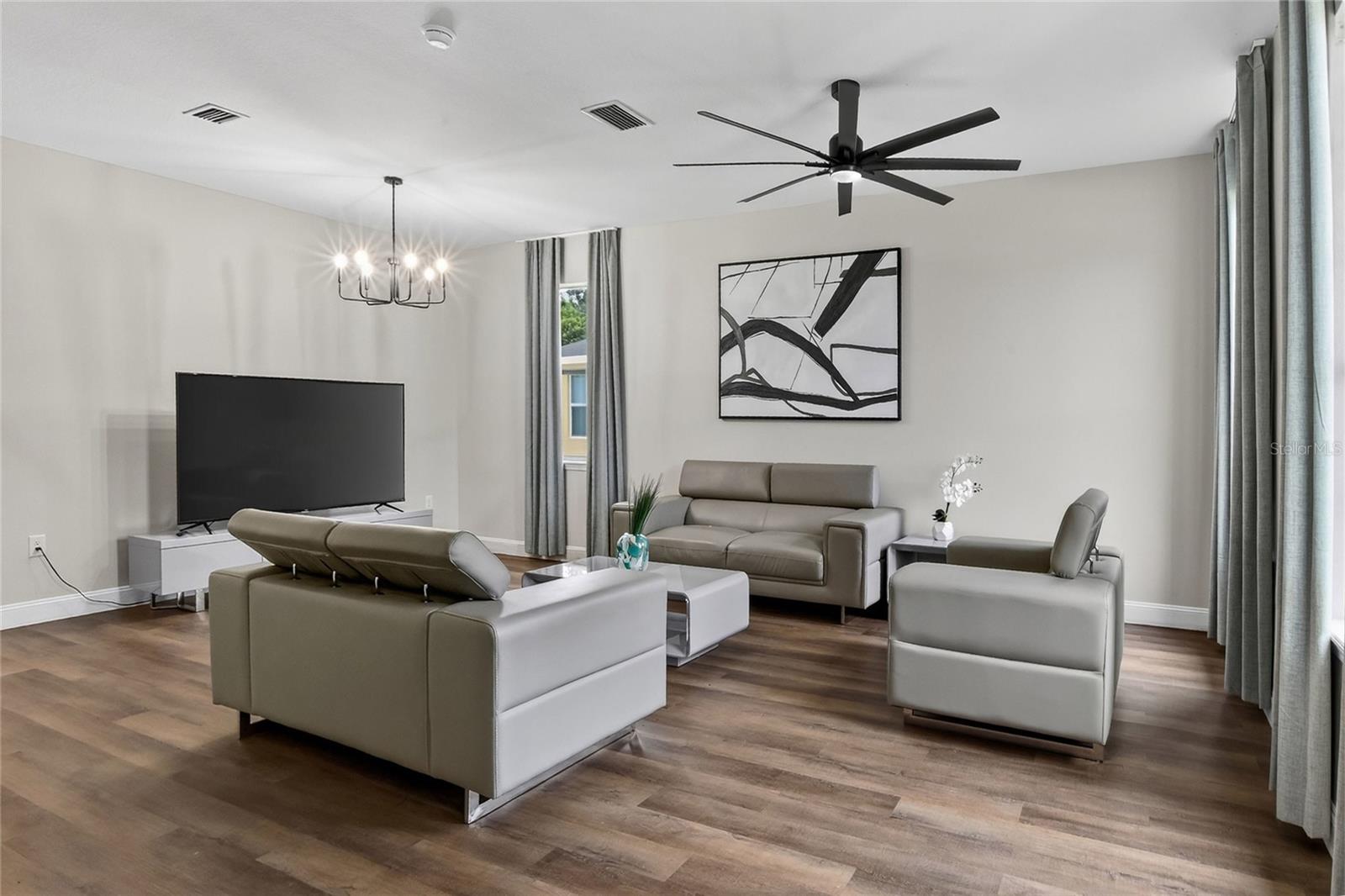 2729 WALDEN WOODS DR