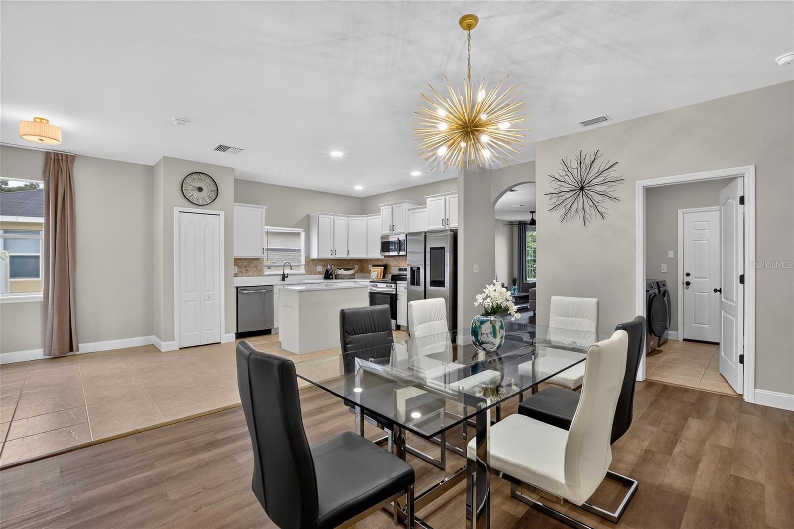 2729 WALDEN WOODS DR