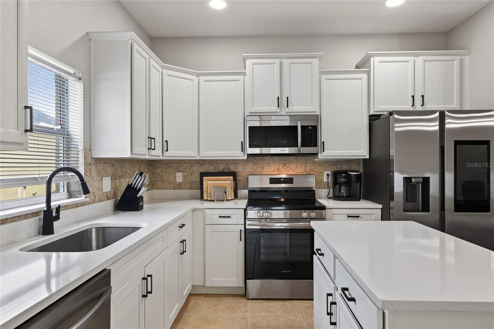2729 WALDEN WOODS DR