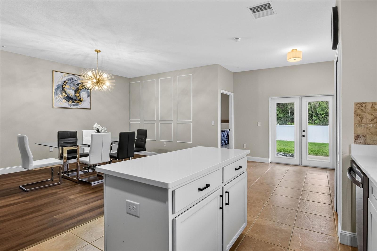 2729 WALDEN WOODS DR