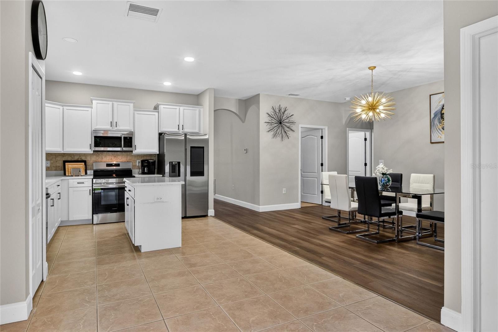 2729 WALDEN WOODS DR