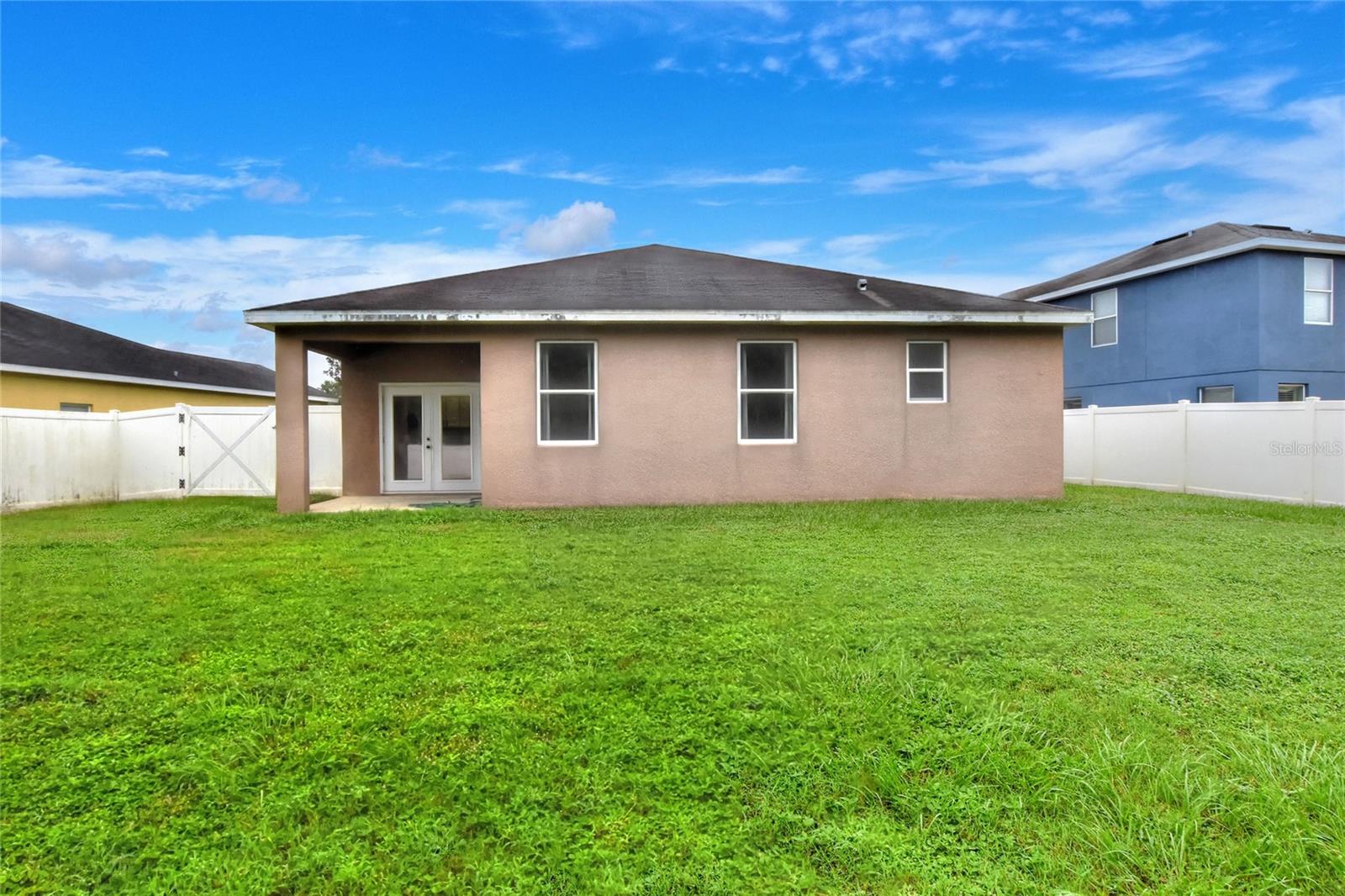 2729 WALDEN WOODS DR