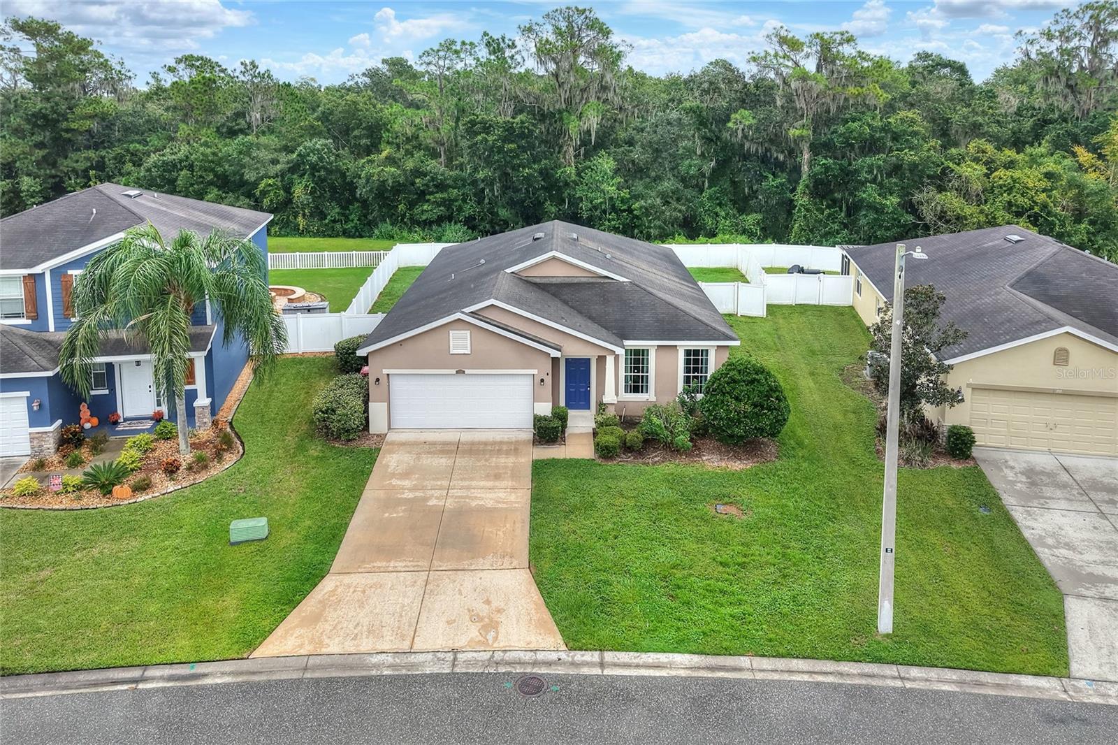 2729 WALDEN WOODS DR
