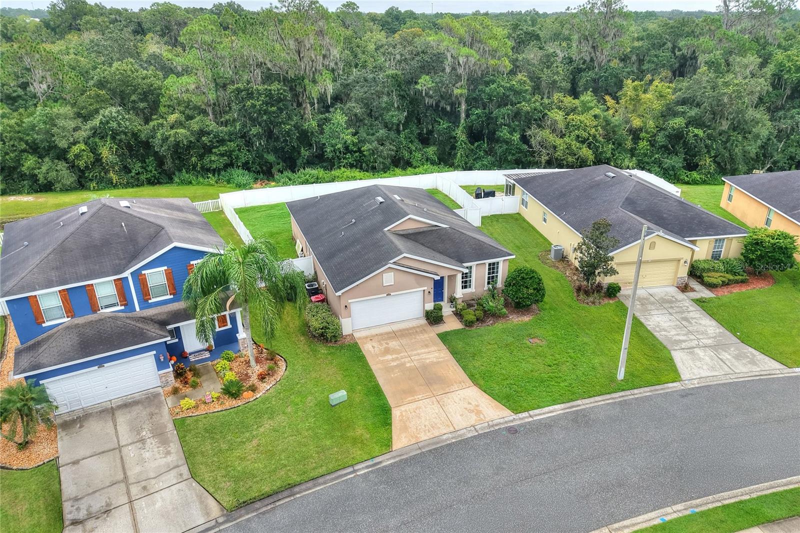 2729 WALDEN WOODS DR