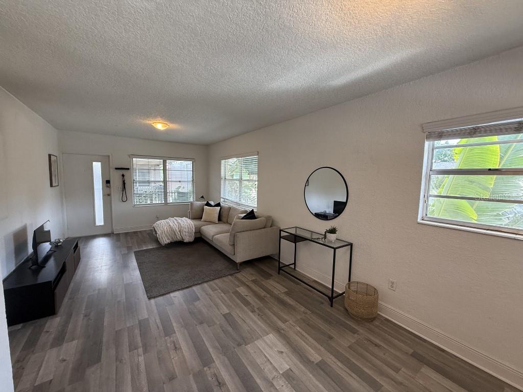 212 S CHURCH AVE #211