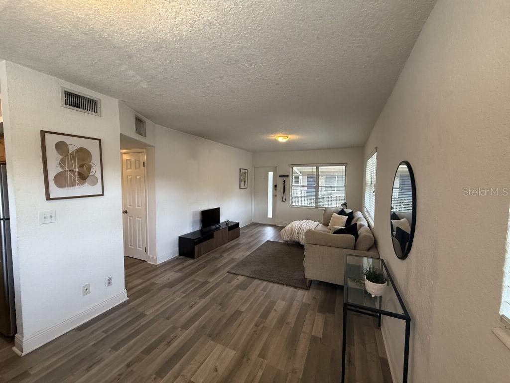 212 S CHURCH AVE #211