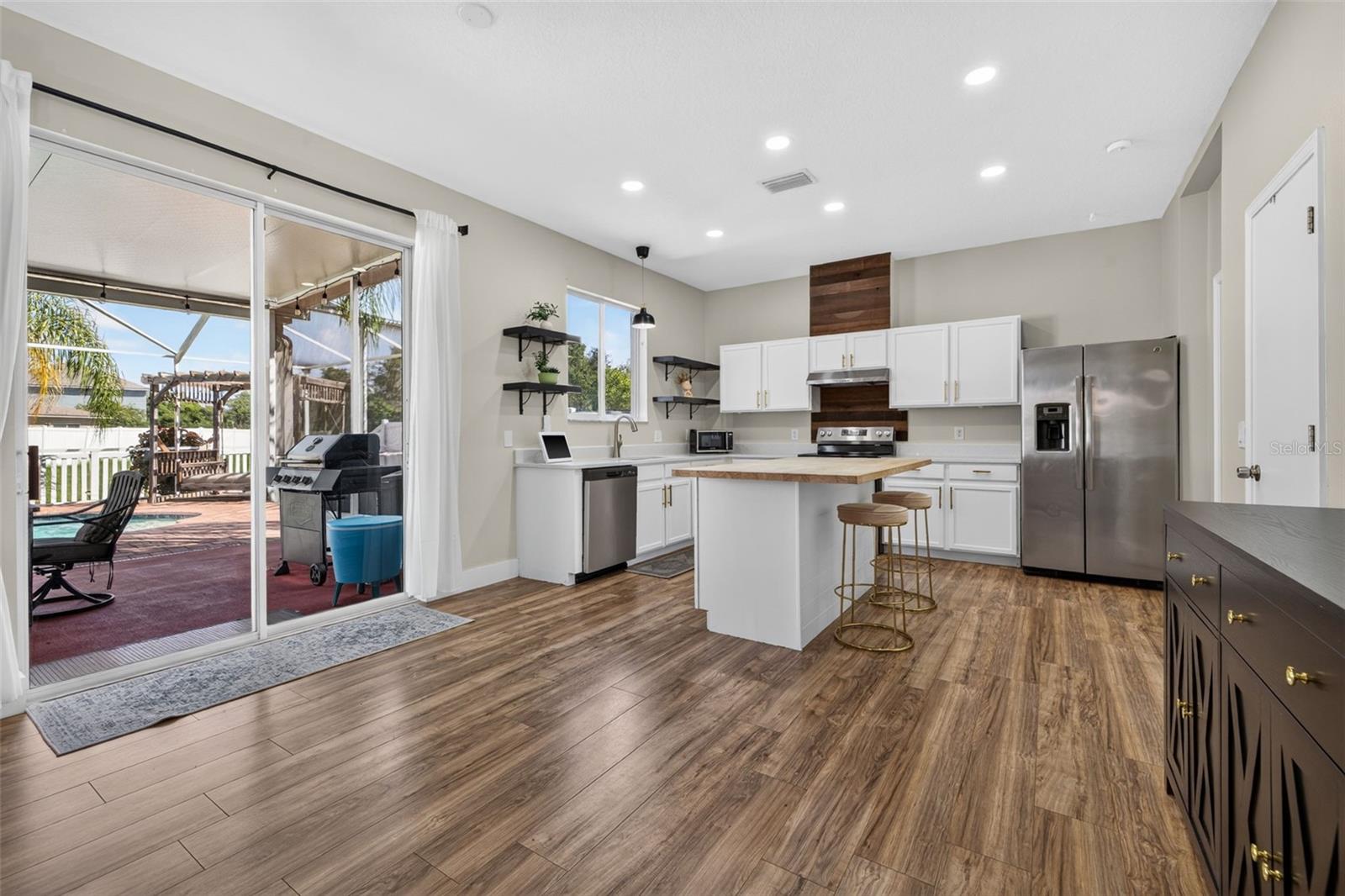 10930 SUBTLE TRAIL DR