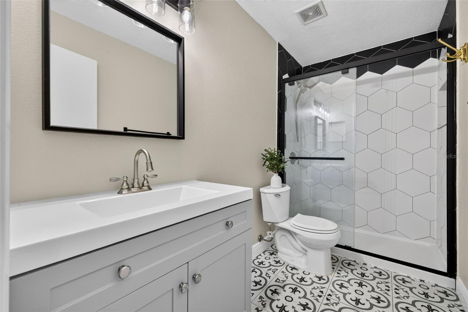 10930 SUBTLE TRAIL DR