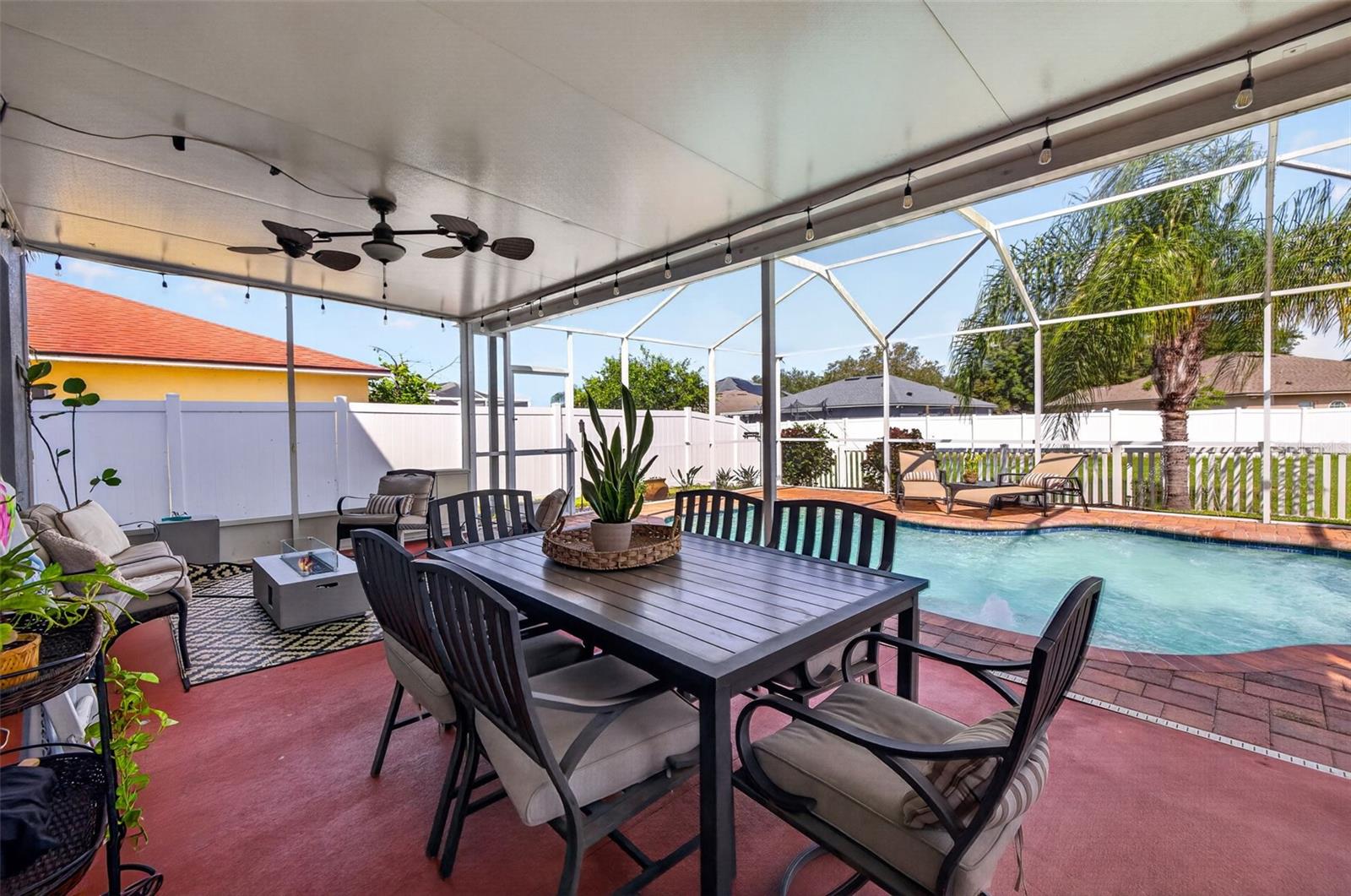 10930 SUBTLE TRAIL DR