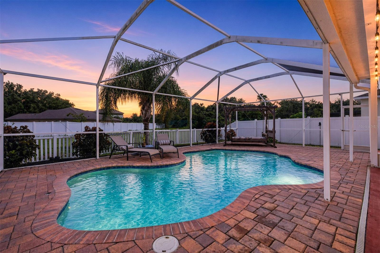 10930 SUBTLE TRAIL DR