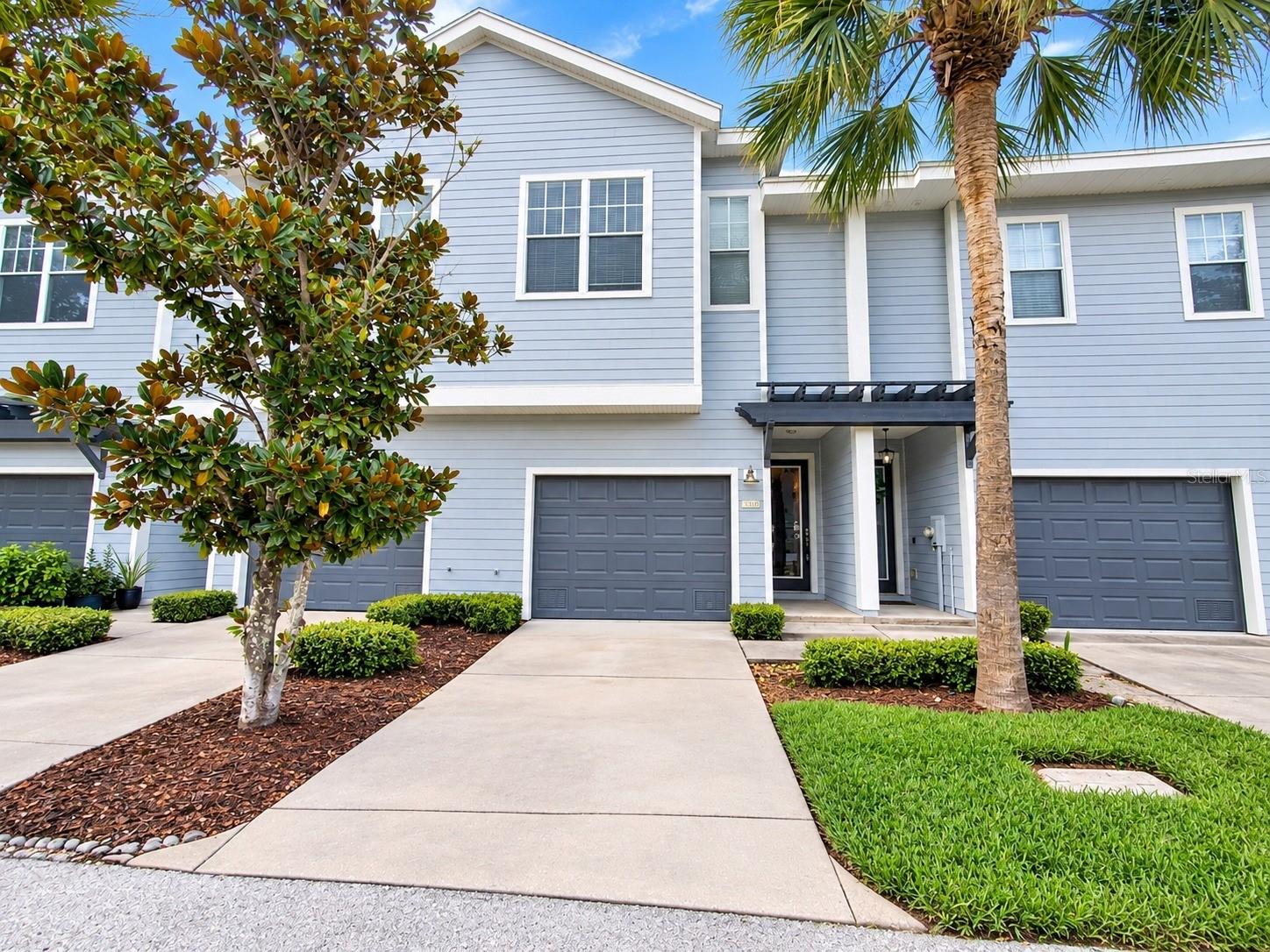 8319 King Blossom Ct, Tampa