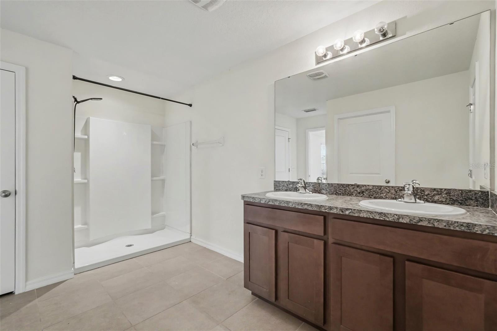 7796 TUSCAN BAY CIR