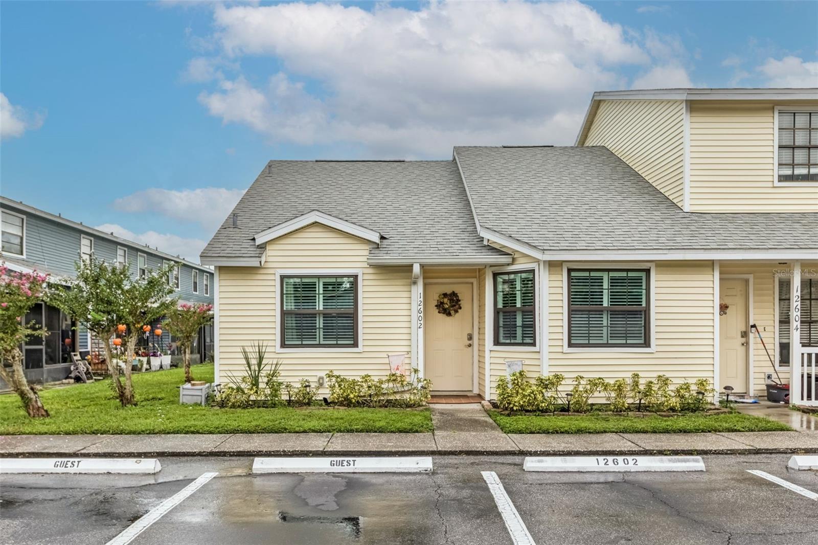 12602 Castle Hill Dr, Tampa