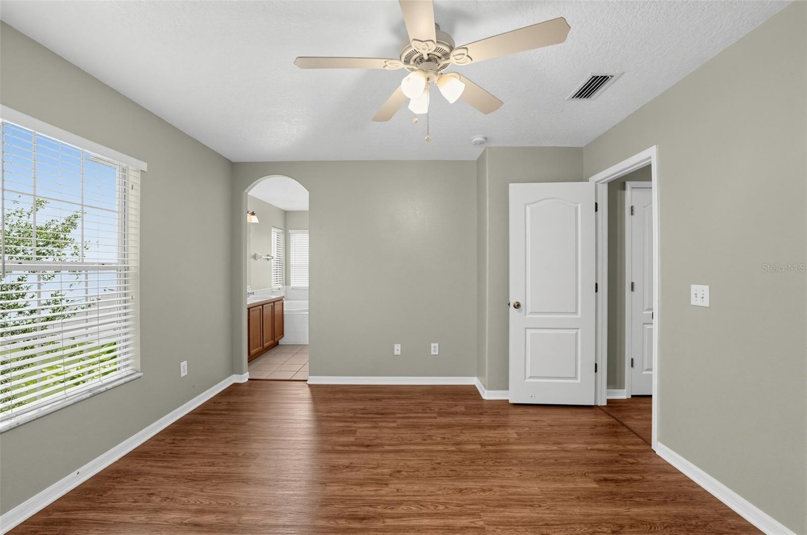 16234 BRIDGEWALK DR